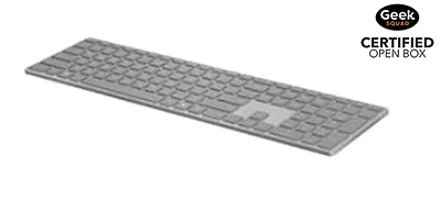Open Box - Microsoft Surface French Canadian Full-size Wireless Bluetooth Keyboard - Grey (3YJ-00002)