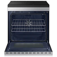 Cuisinière électrique encastrable à induction avec convection par ventilateur 6,3 pi³ 30 po BESPOKE de Samsung (NSI6DG9300SRAC) - Acier inoxydable