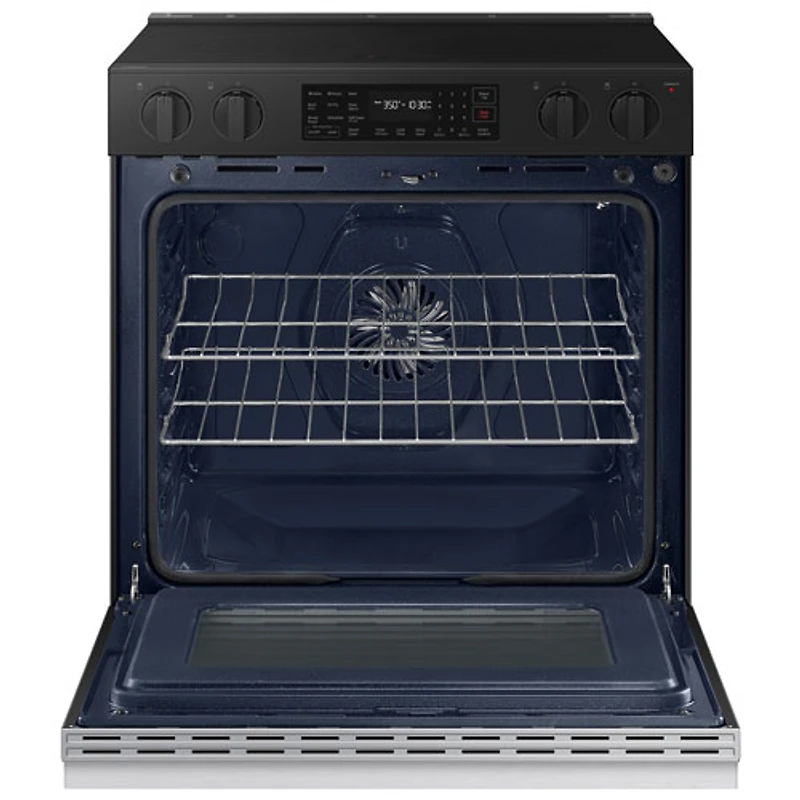 Cuisinière électrique encastrable à 5 éléments avec convection par ventilateur 6,3 pi³ 30 po de Samsung (NSE6DG8300SRAC) - Acier inoxydable