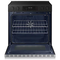 Cuisinière électrique encastrable à 5 éléments avec convection par ventilateur 6,3 pi³ 30 po de Samsung (NSE6DG8300SRAC) - Acier inoxydable