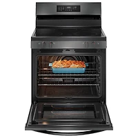 Cuisinière électrique à convection à ventilateur et friture à air chaud 5 éléments 5,3 pi³ 30 po de Frigidaire (FCRE308CAD) - Inox noir