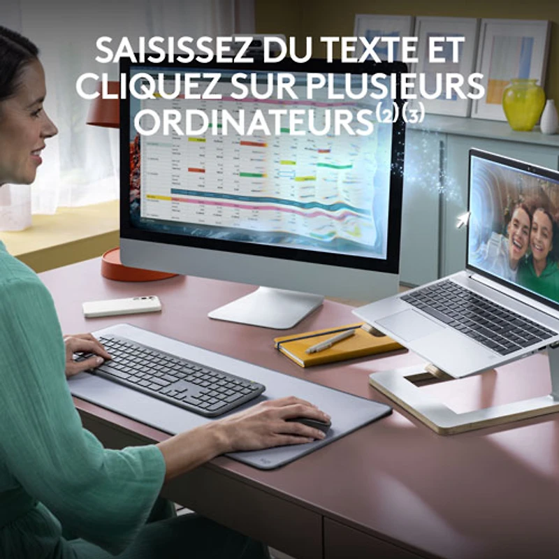 Ensemble avec clavier pleine grandeur et souris optique sans fil MK955 Signature Slim de Logitech - Anglais