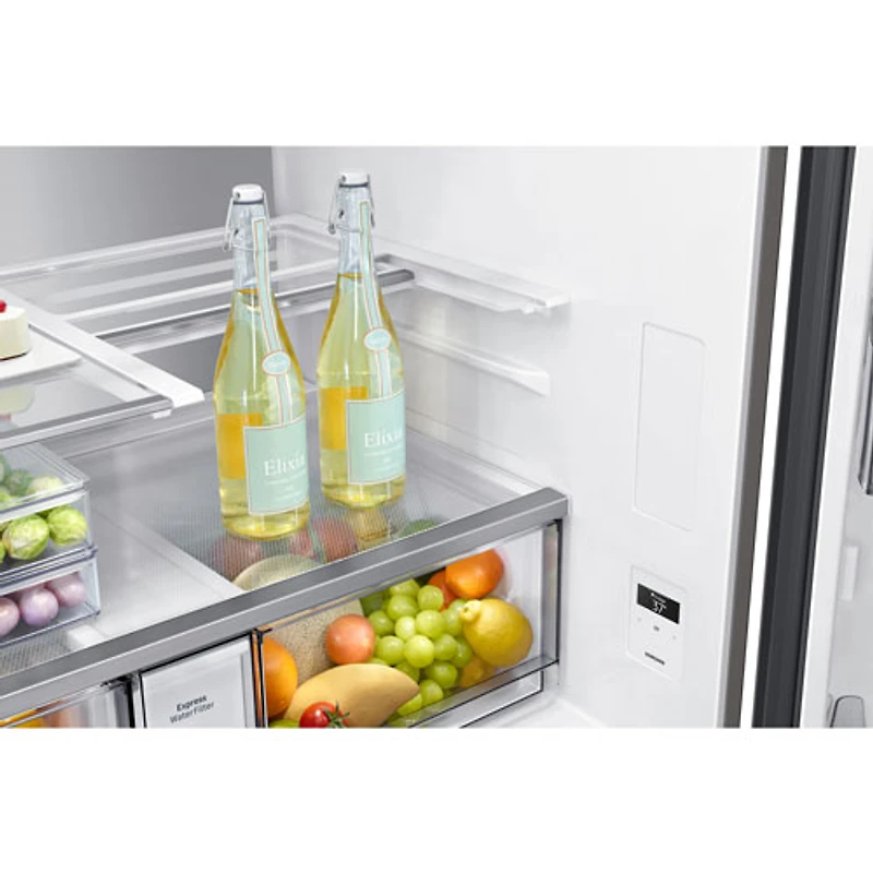 Réfrigérateur à 4 portes et à profondeur de comptoir de 22,8 pi³ et 36 po BESPOKE avec porte transparente de Samsung (RF23DB9700QLAA) - Inox