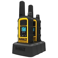 Radio bidirectionnelle robuste de DeWalt (DXFRS800) - Paquet de 2