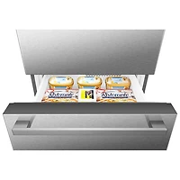 Réfrigérateur à congélateur inférieur 22,3 pi³ 31,3 po de Hisense (RB22A2FSE) - Acier inoxydable