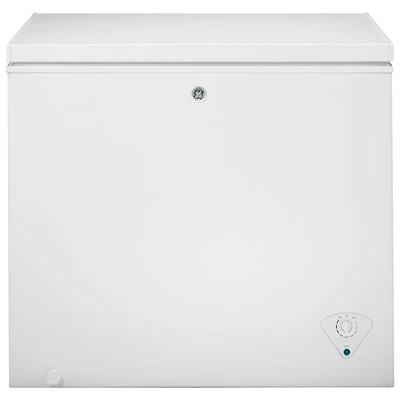 Congélateur-coffre de 7,0 pi³ de GE (FCM7STWW)