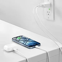 Best Buy Essentials 20W USB-C Wall Charger Kit (BE-MW220CA1W24B-C) - 2 Pack - Only at Best Buy