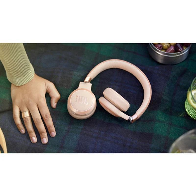 Casque d'écoute Bluetooth à suppression du bruit Live 670NC de JBL - Grès