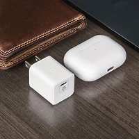 Chargeur mural PD GaN USB-C de 20 W Vibrance de LOGiiX - Blanc