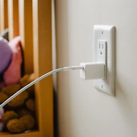 Chargeur mural PD GaN USB-C de 20 W Vibrance de LOGiiX - Blanc