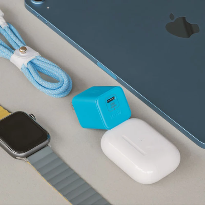 Chargeur mural PD GaN USB-C de 30 W Vibrance de LOGiiX - Turquoise