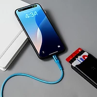 Câble tissé USB-C à USB-C de 1,2 m (3,9 pi) Vibrance de LOGiiX (LGX-13758) - Turquoise