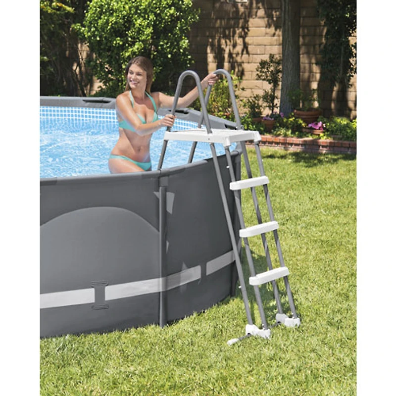 Échelle de piscine de 48 po avec marches amovibles d'Intex