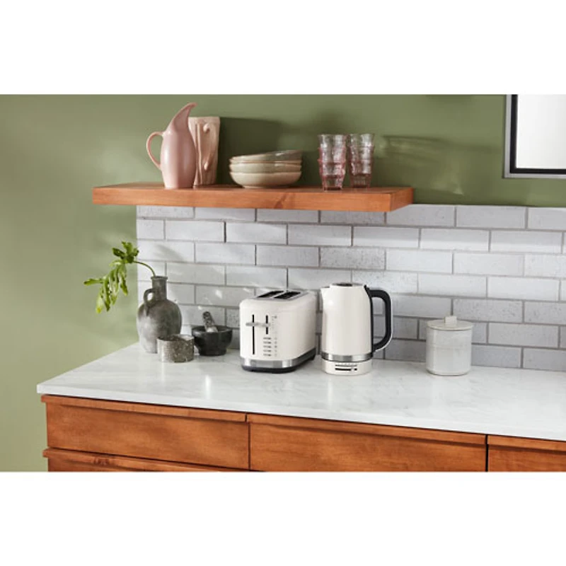 KitchenAid Toaster - 2-Slice - Porcelain White