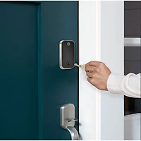 Serrure intelligente Bluetooth Assure Lock 2 Touch avec clé et pavé biométrique de Yale