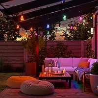 Guirlande de lumières intelligentes multicolores d'extérieur 15 m (49 pi) Matter de Nanoleaf - 20 lumières - Partenaire de détail exclusif