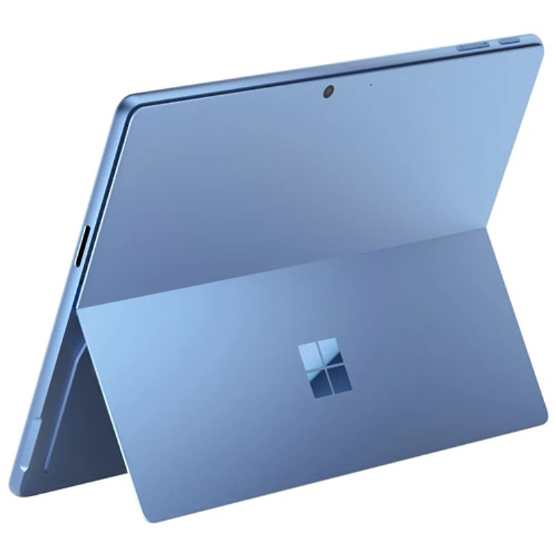 Portable Surface Pro Copilot+ PC (DELO) 13 po 1 To de Microsoft avec Snapdragon X Elite/RAM 16 Go (2024) - Saphir - Appareil seulement - Partenaire de détail exclusif