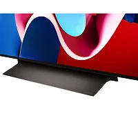Téléviseur intelligent webOS evo HDR DELO UHD 4K de 77 po série C4 de LG (OLED77C4PUA) - 2024