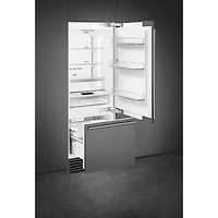 Smeg 30" 16.4 Cu. Ft. Built-in Bottom Freezer Refrigerator with Water Dispenser (CB465UI) -