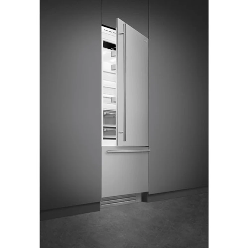 Réfrigérateur à congélateur inférieur encastrable 15 pi³ 30 po avec distributeur de glaçons de Smeg (RBMU30R) - Prêt pour panneau