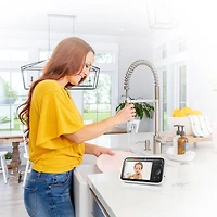 Motorola 5" Wi-Fi Motorized Smart Monitor (PIP1510) - White