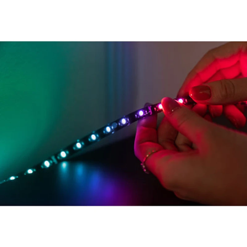Trousse de démarrage avec bande lumineuse intelligente multicolore 1,5 m (5 pi) Line de Twinkly