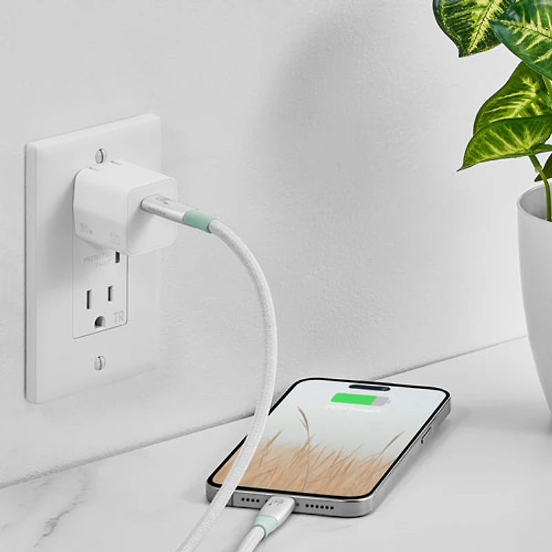 Insignia 2.1m (7 ft.) USB-C to USB-C Cable - Only at Best Buy