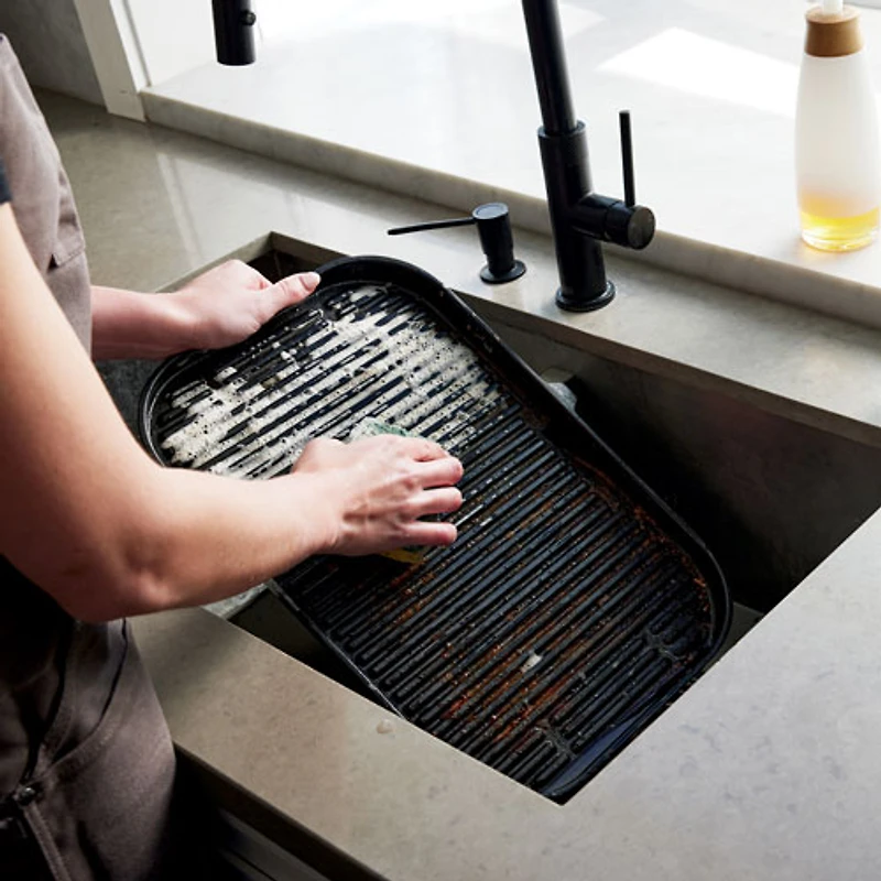 Ninja Woodfire ProConnect XL Outdoor Grill & Smoker with Premium Cover