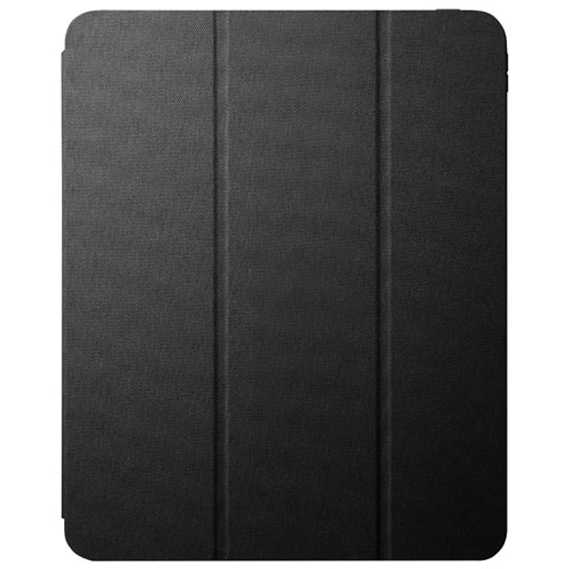 Étui folio Urban Fit de Spigen pour iPad Pro 13 po (2024) - Noir
