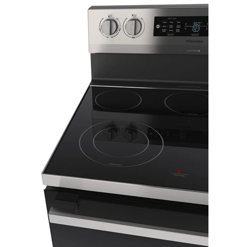 Cuisinière électrique autonome avec convection véritable et friture à l'air 5,8 pi³ 30 po de Hisense (HBE3502CAS) - Inox