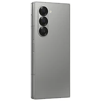Galaxy Z Fold6 5G de 512 Go de Samsung avec Freedom Mobile - Ombre argentée - Paiement Balance mensuel