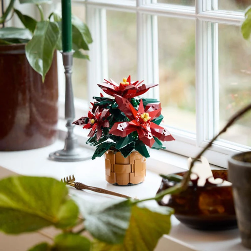 LEGO Icons: Le poinsettia - 608 pièces (10370)