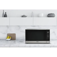 Four à micro-ondes Inverter cyclonique de 2,2 pi³ Genius Prestige Plus de Panasonic (NNSE995SC) - Acier inoxydable