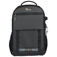 Sac à dos Adventura III BP 300 de Lowepro pour appareil photo sans miroir (LP37456) - Noir