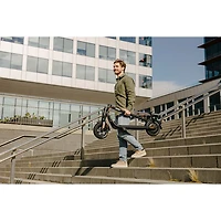Boîte ouverte - Trottinette électrique Ninebot KickScooter F2 de Segway (moteur 800 W/portée 35 km/vitesse maximale 30 km/h) - Gris foncé
