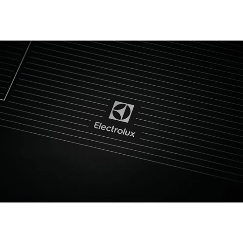 Surface de cuisson à induction 4 éléments 30 po d'Electrolux (ECCI3068AS) - Acier inoxydable