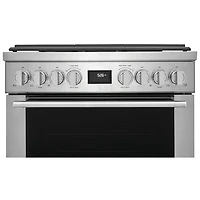 Cuisinière à gaz encastrable à 5 brûleurs avec convection véritable de 4,5 pi³ et de 30 po d'Electrolux (ECFG3068AS) - Acier inoxydable