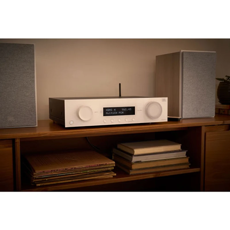 Récepteur réseau AV Ultra HD 8K 5.2 canaux JBLMA310WHTAM MA Series de JBL - Blanc