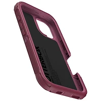 OtterBox Defender Pro Fitted Hard Shell Case with MagSafe for iPhone 16 - Foxberry