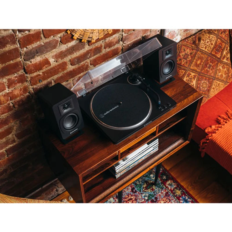 Tourne-disque à entraînement par courroie AT-LP70X-BG d'Audio Technica - Noir/Gris