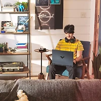 Portable de jeu de 15,6 po Victus de HP - Argenté mica (Core i7-13620H d'Intel/RAM 16 Go/SSD 512 Go/GeForce RTX 3050)