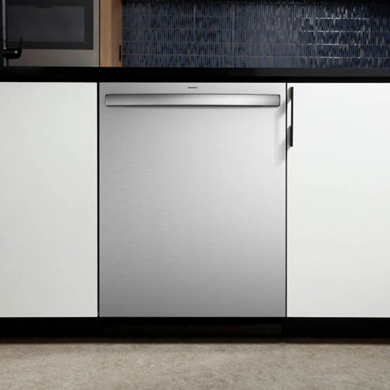 Lave-vaisselle encastrable 24 po 45dB avec troisième panier Profile de GE (PDT705SYWFS) - Acier inoxydable