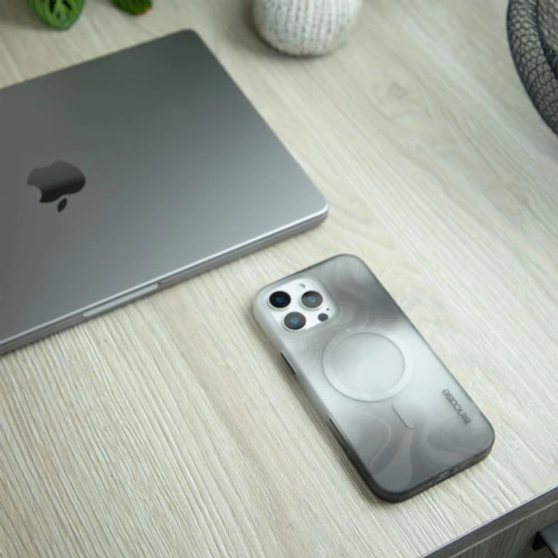 Incase Halo Fitted Hard Shell Case with MagSafe for iPhone 16 Pro Max - Oil Slick Smoke