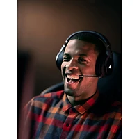 Casque de jeu sans fil avec microphone RVB Virtuoso de Corsair - Carbone