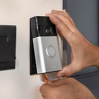 Sonnette de porte à batterie de Ring avec vue HD de la tête aux pieds, vue en direct, communication bidirectionnelle et détection de mouvement - Bronze vénitien