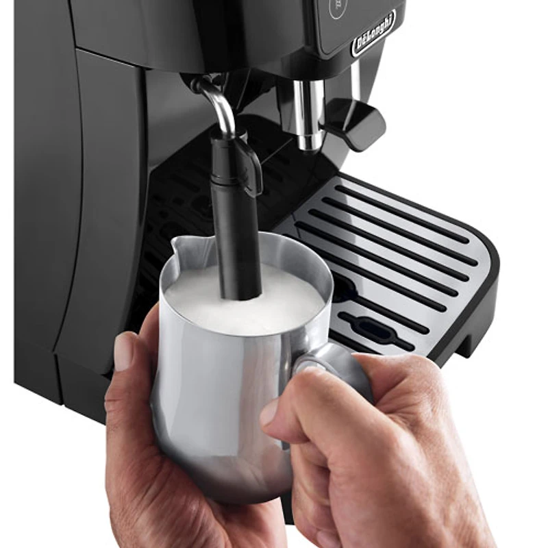 De'Longh iMagnifica Start Automatic Espresso Machine with Manual Milk Frother - Black