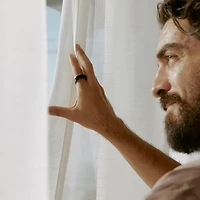 Anneau intelligent de sommeil et de mise en forme Ring 4 d'Oura - Noir - Taille 11