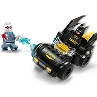 LEGO Batman: Batman et la Batmobile contre Mr. Freeze - 63 pièces (76301)