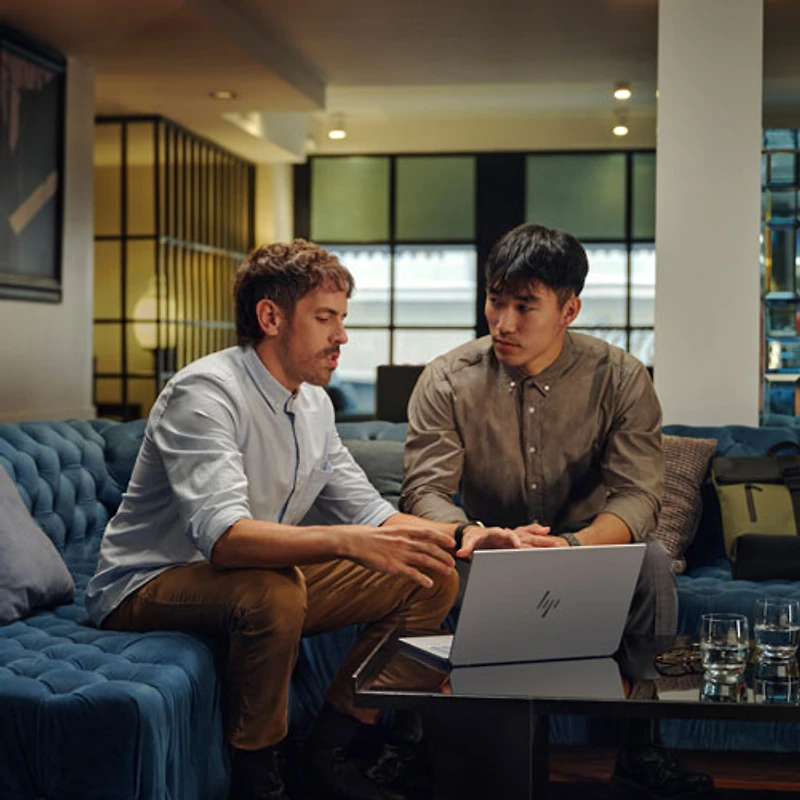 HP OmniBook Ultra 14" Touchscreen Gen AI PC Laptop - Meteor silver (AMD Ryzen AI 9 365/16GB RAM/1TB SSD/Win11)