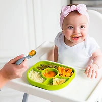 Ensemble avec assiette et cuillère en silicone Yumi de bbluv - Lime